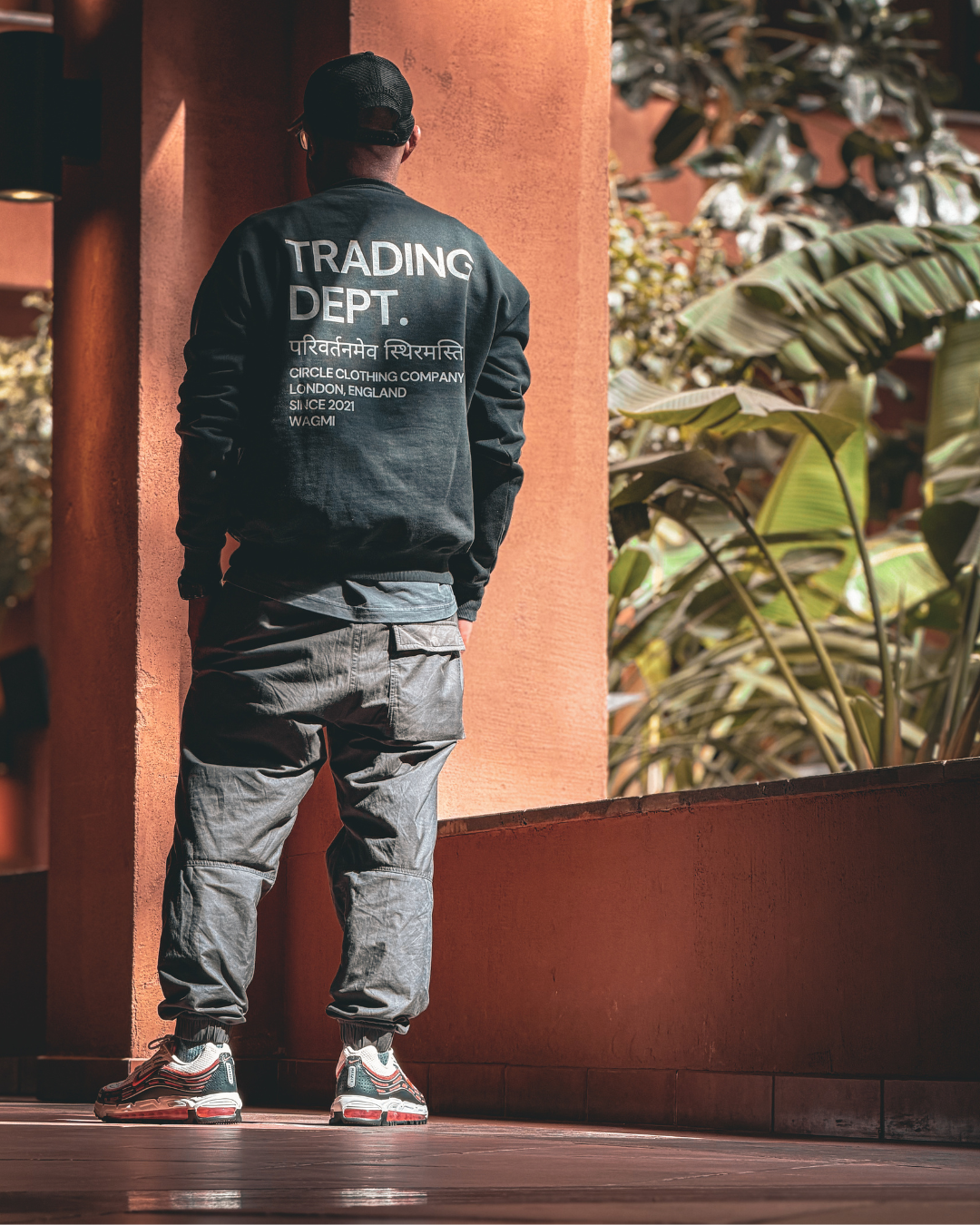 TRADING SWEATSHIRT